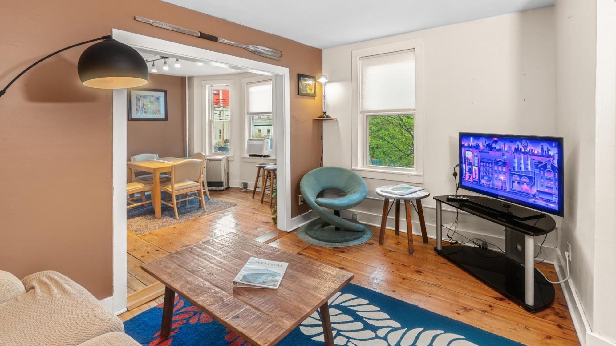 Apartamento East End. Walk To Food, Beer And Downtown Fun. Portland